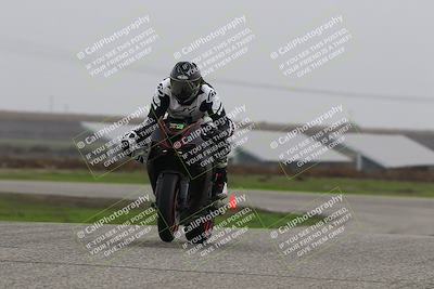 media/Nov-29-2025-TrackDaz (Sat) [[10ae2d9bce]]/C Group/Session 4 (Wheelie Bump)/